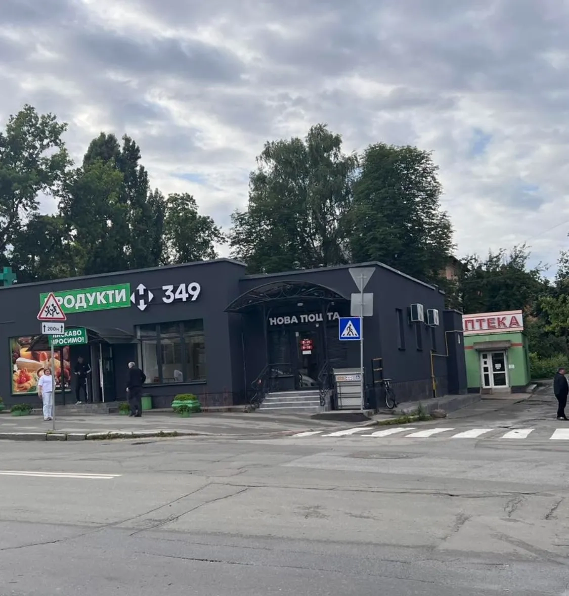 Фасадне приміщення 70 м2 в Подільському районі, Мостицький масив