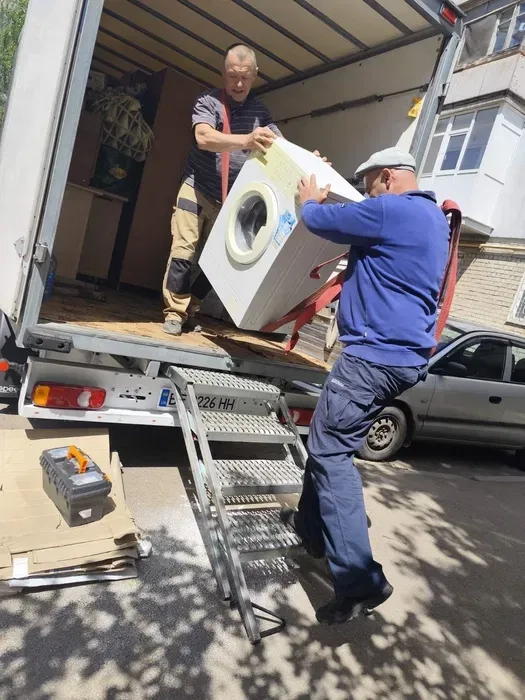 Авто, Вантажники.