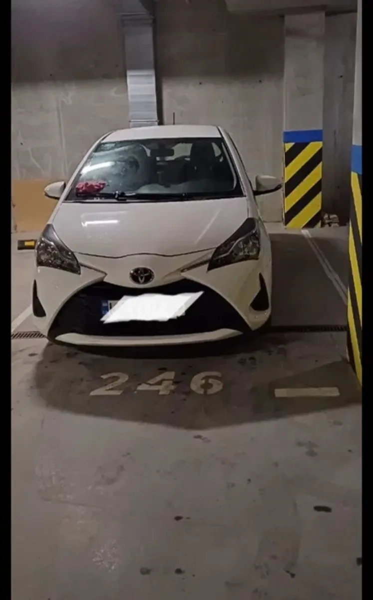 Паркомісце №246 у зручному місці для авто