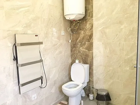 1-кімнатна квартира подобово у Ужгороді, вул. Капітульна, 28 — 1001011027 