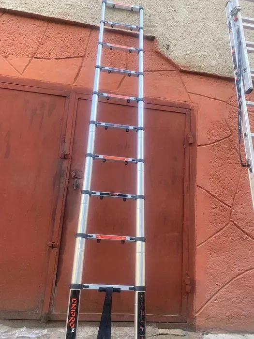 Драбина металева телескопічна ДНІПРО М