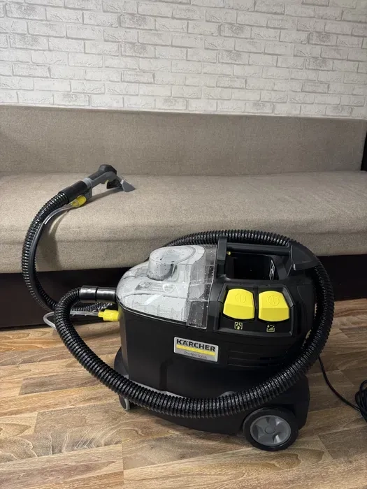 Миючий пилосос Karcher Puzzi 8/1