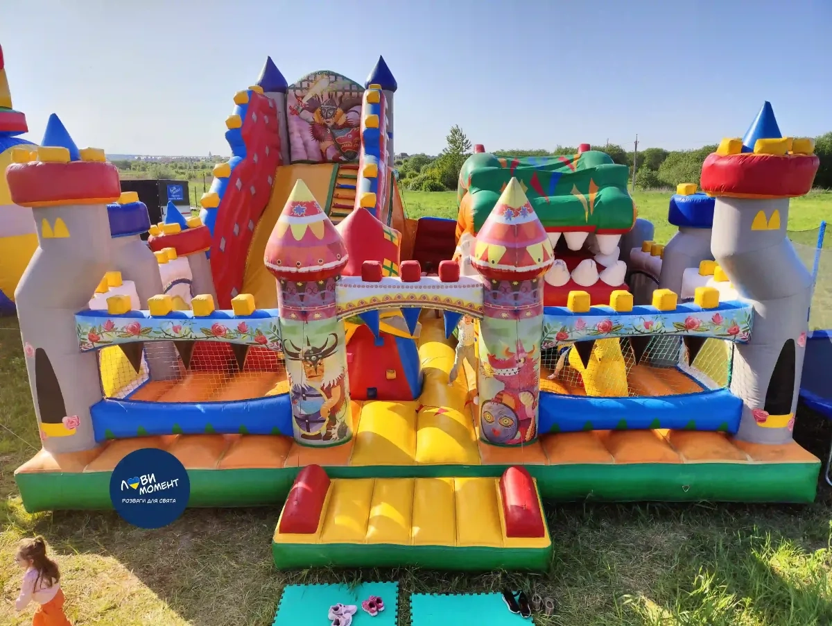 Батутний комплекс "Дракон"