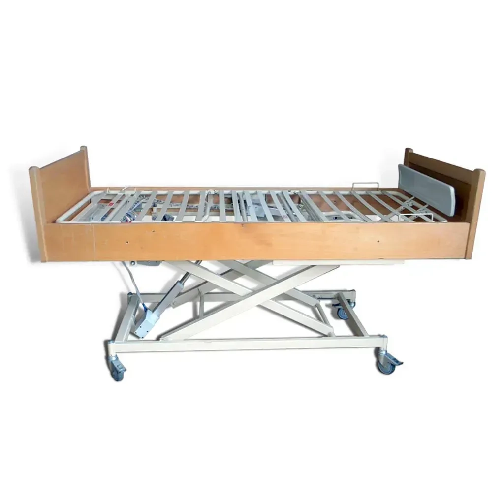 Ліжко медичне функціональне з електроприводом