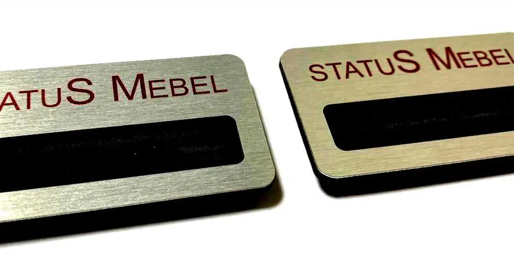 Бейдж металевий на магниті