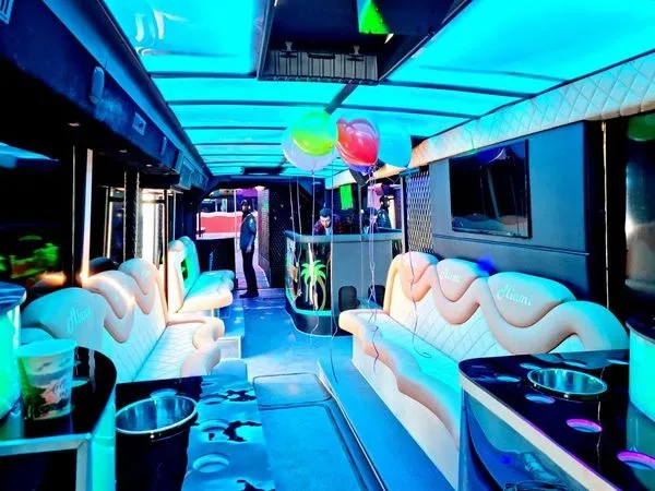 068 Автобус Party Bus Miami VIP великий Паті бас на вечірку