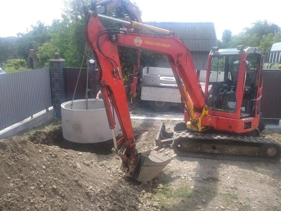 Міні-екскаватор