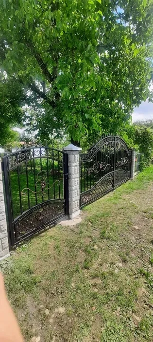 Ковані вироби/ Ковка/ Ковані брами/ Відкатні ворота/ Сходи/ Перила