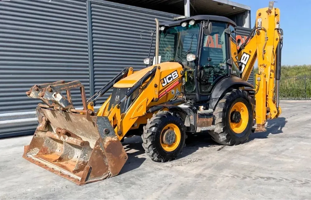 Екскаватор-навантажувач