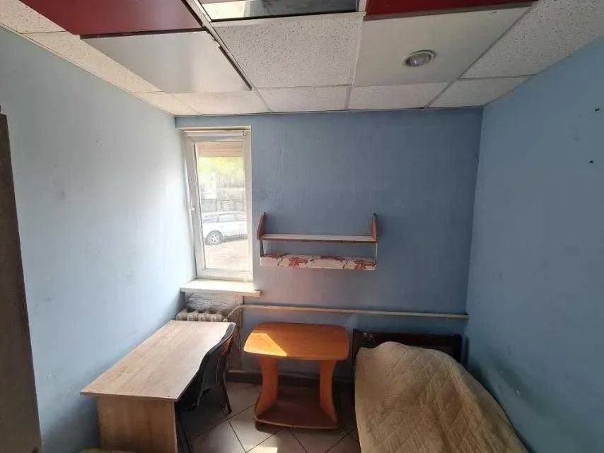 Комфортна окрема кімната в маленькому гуртожитку біля Турецького городка