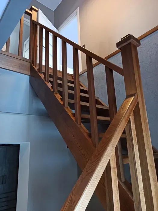 Лестница Деревянная. Изготовление и монтаж. 1 000 грн. Договірна