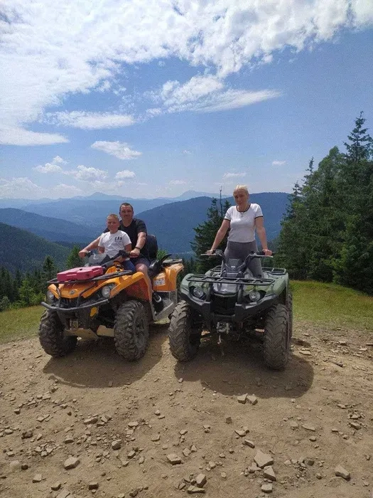 Тури на Квадроциклах та Баггі в Карпатах