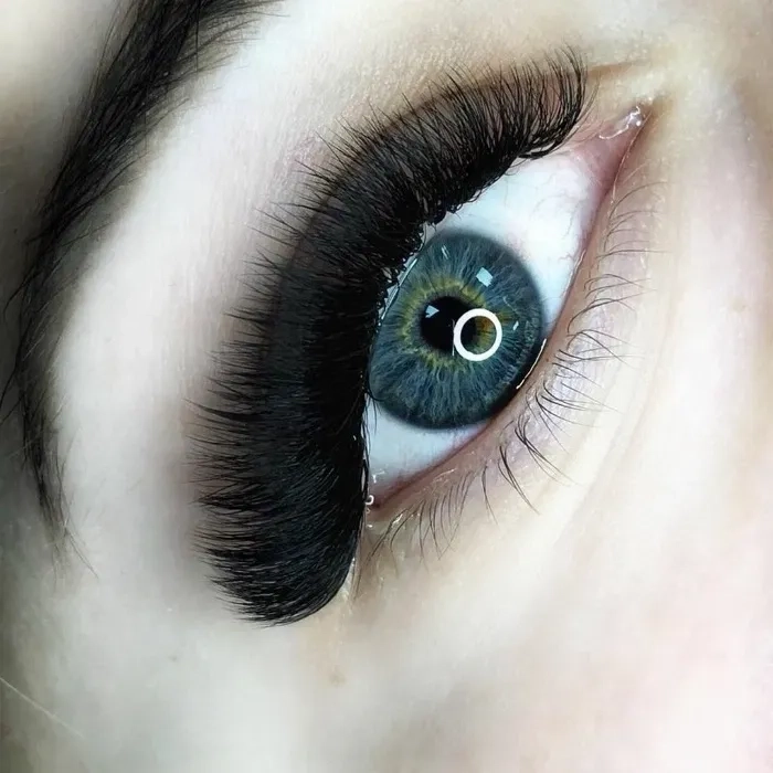 Нарощування вій, перманентний макіяж, ламінування вій Бровари