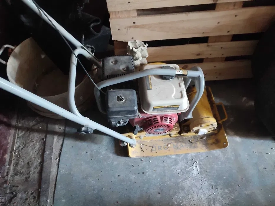 Віброплита , мотобур