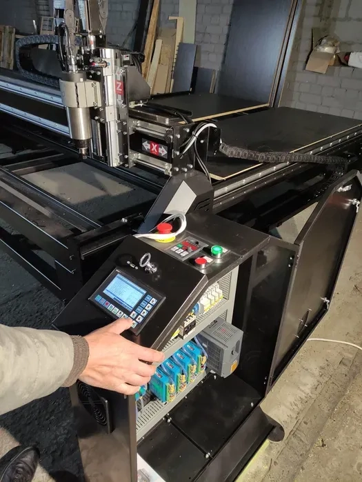 Виготвлення фрезерних станків з ЧПУ - Т2030 на замовлення.