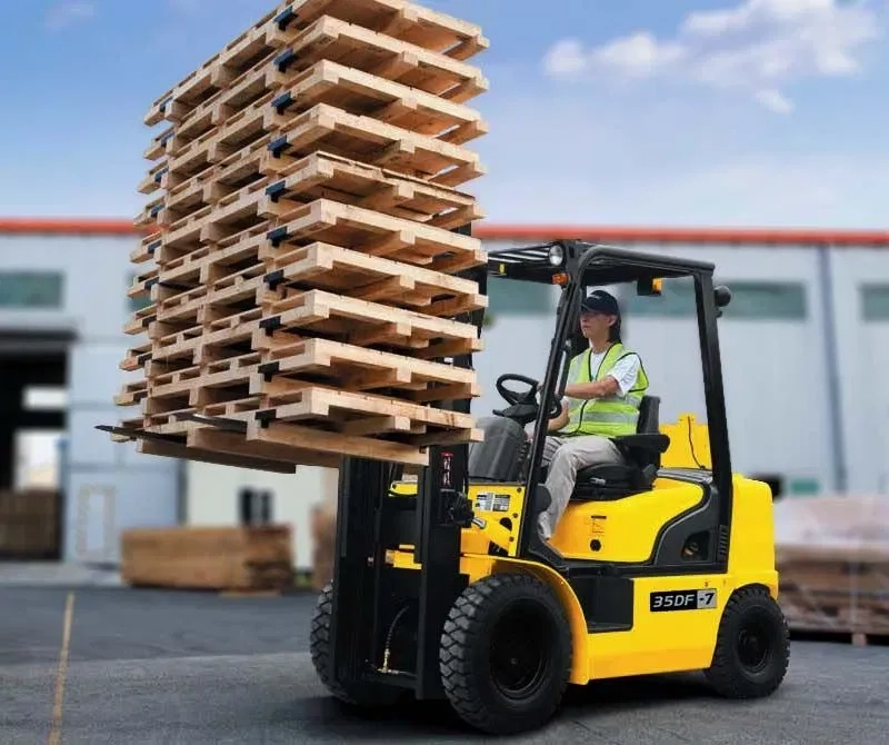 Навантажувачі від 1 до 6 тонн, від 600 грн. Послуги навантажувача.