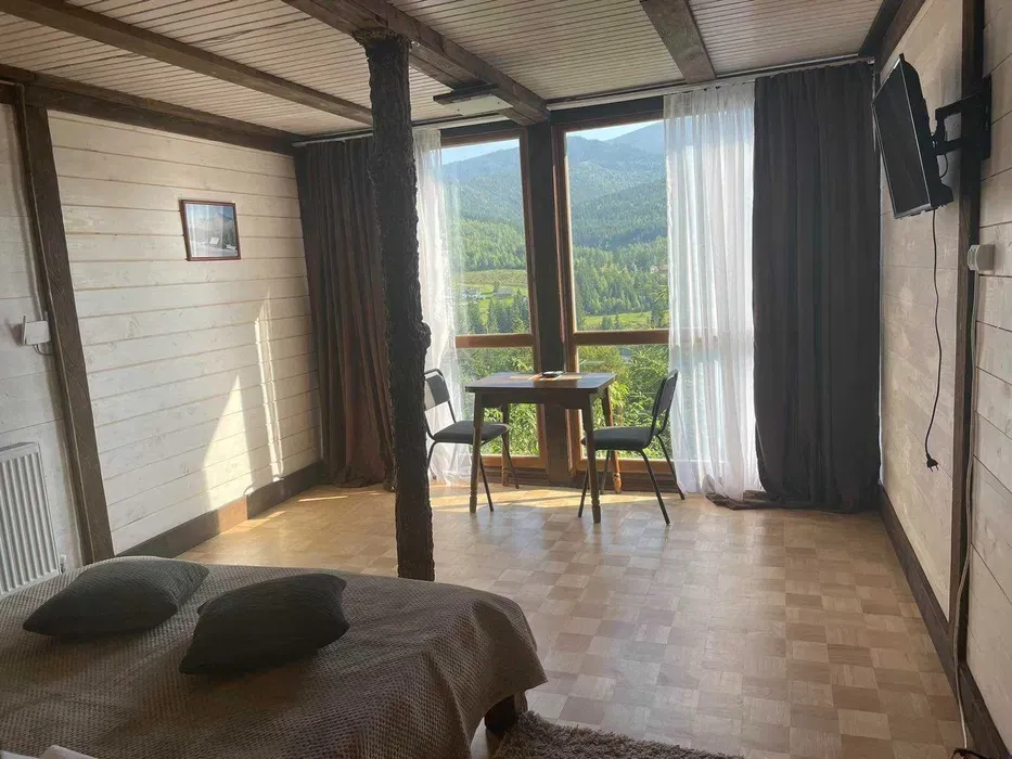 Котедж на 8 осіб відпочинок Поляниця (Карпати)