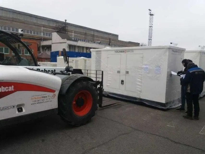 Телескопический погрузчик