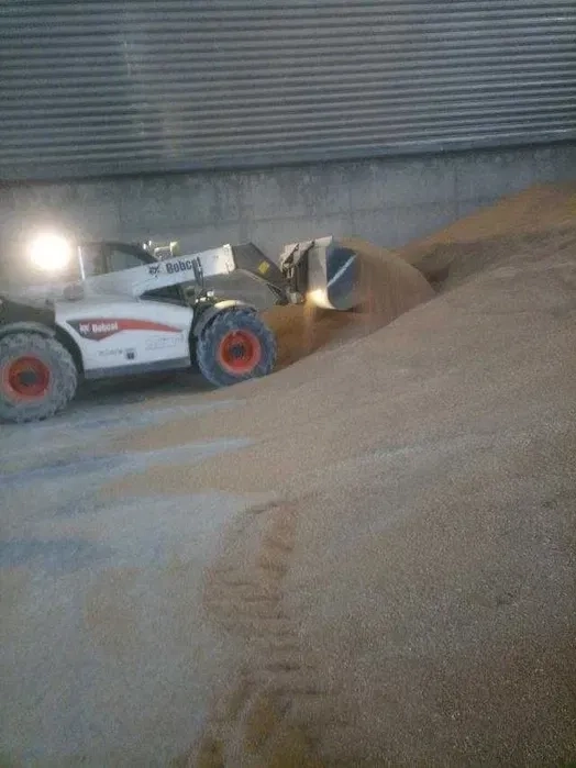 Телескопический погрузчик