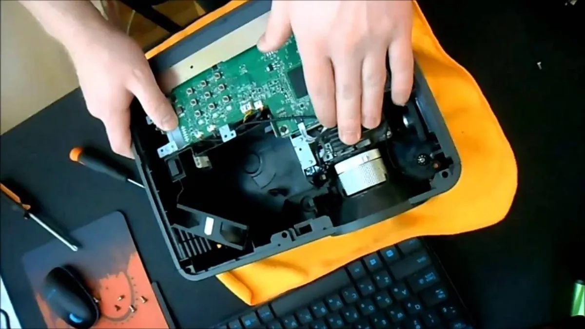 Ремонт проектора. Ремонт разной техники.