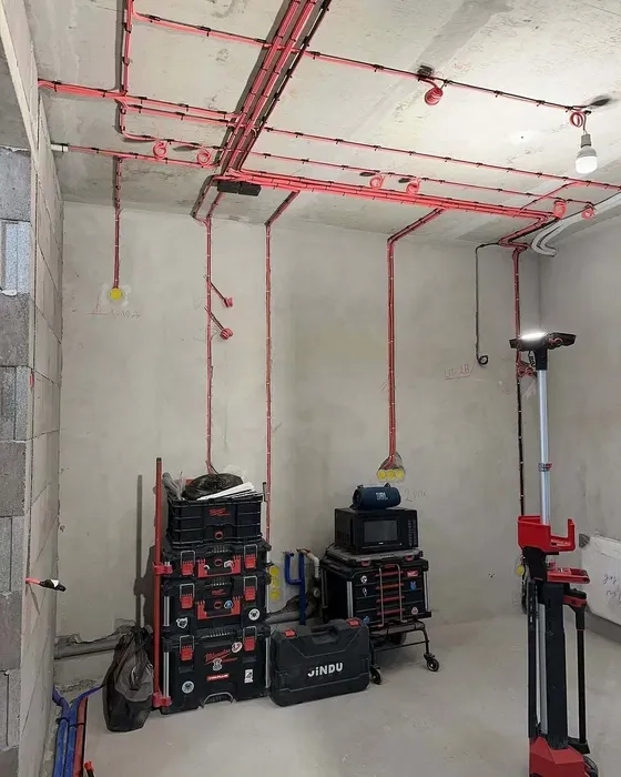 Аварійний виклик електрика: швидке усунення неполадок!