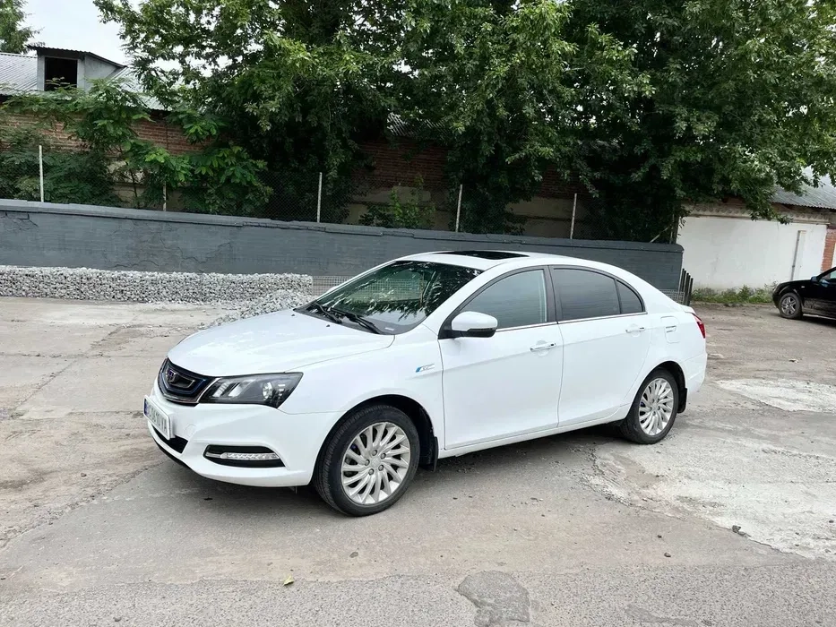 Авто Geely Emgrand EV300 2017р в ідеальному стані