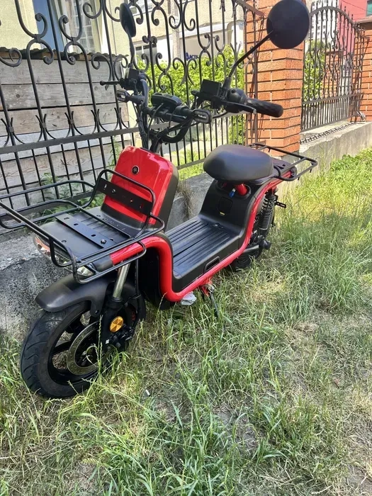 Електроскутер Aima