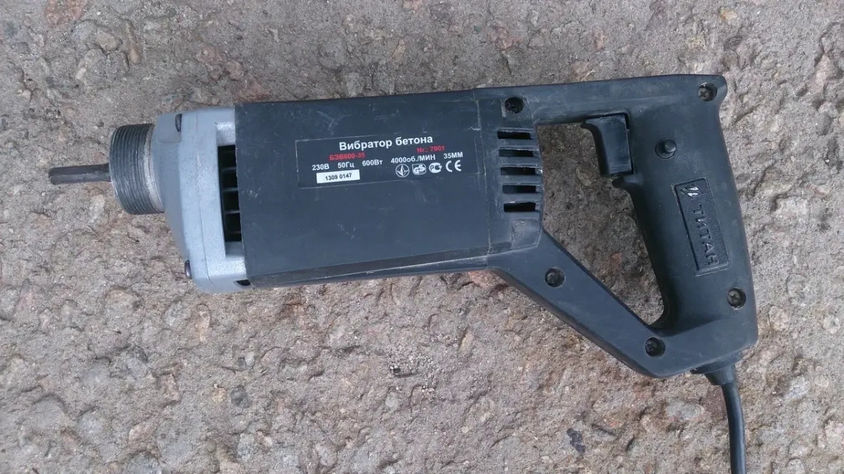 Віброущільник глибинний портативний