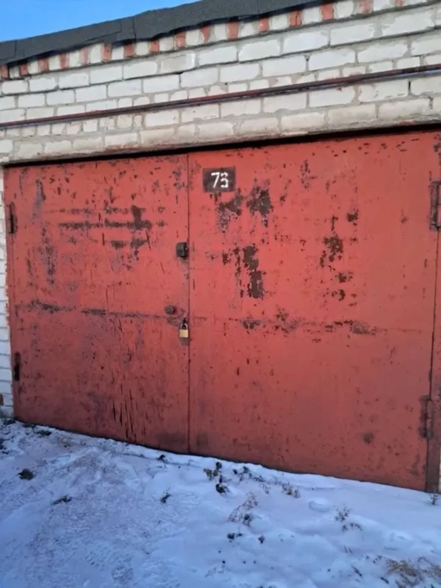 Великий гараж: зручний заїзд, електрика, охорона