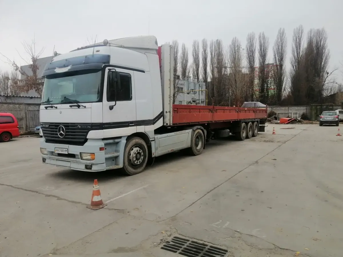 Вантажоперевезення