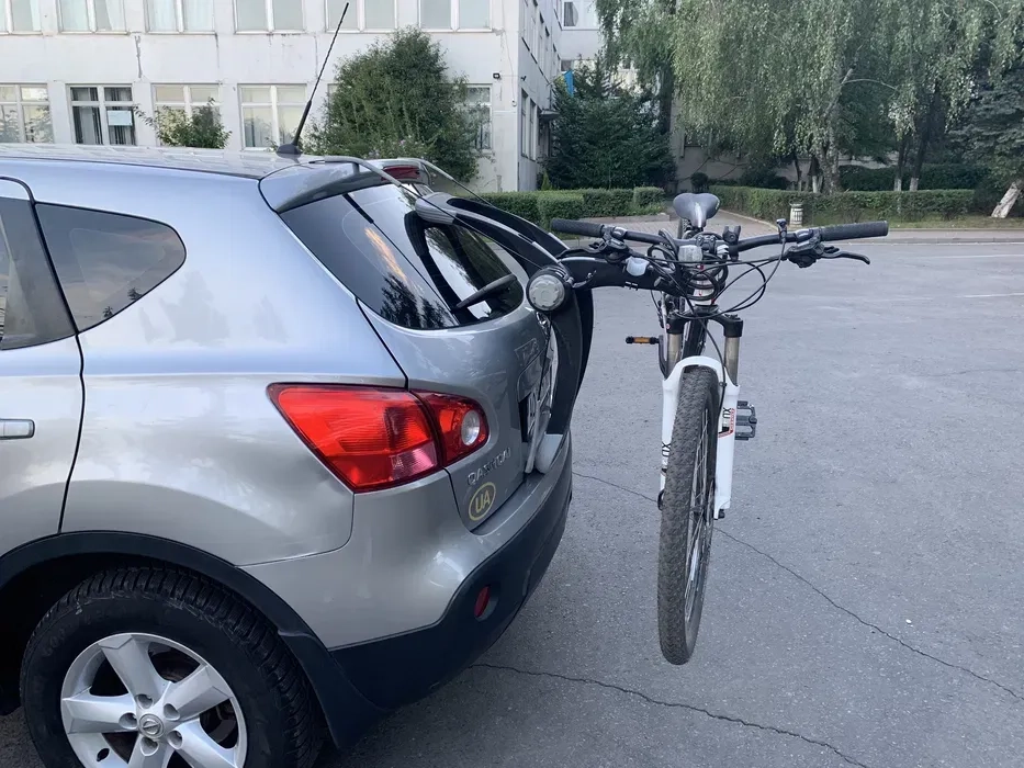 Кріплення для двох велосипедів