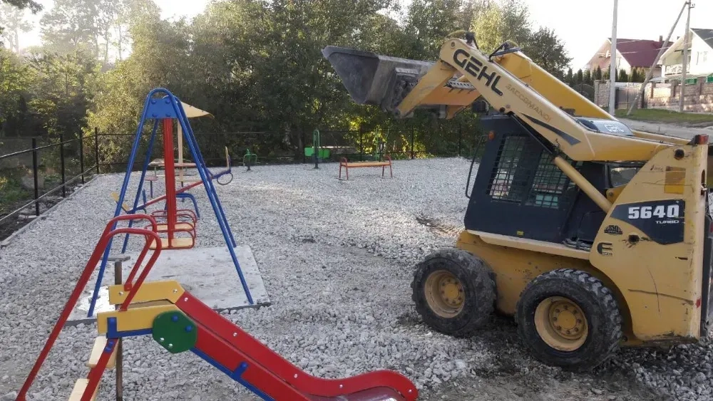 Міні навантажувач Bobcat (Бобкат)