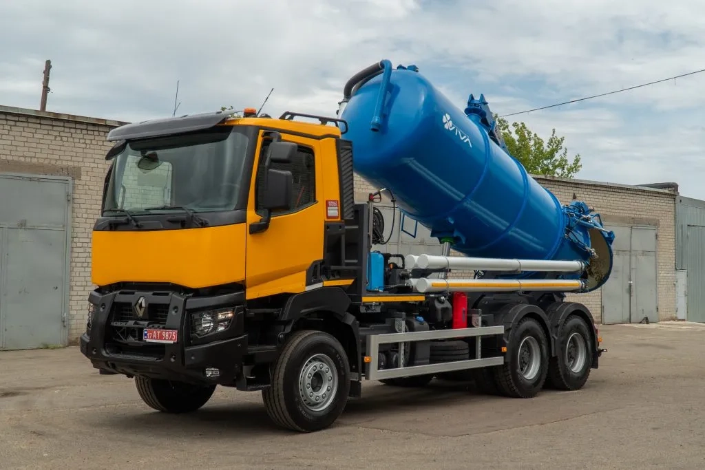 Мулосос. Викачка каналізації та мулу.