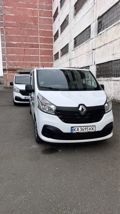 Бус Renault з викупом