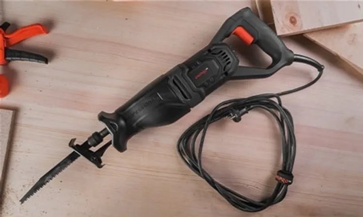 Шабельна пила