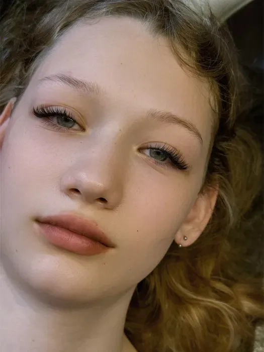 Нарощування вій / Наращивание ресниц Теремки : 2D, 3D, ламінування вій 500 грн.