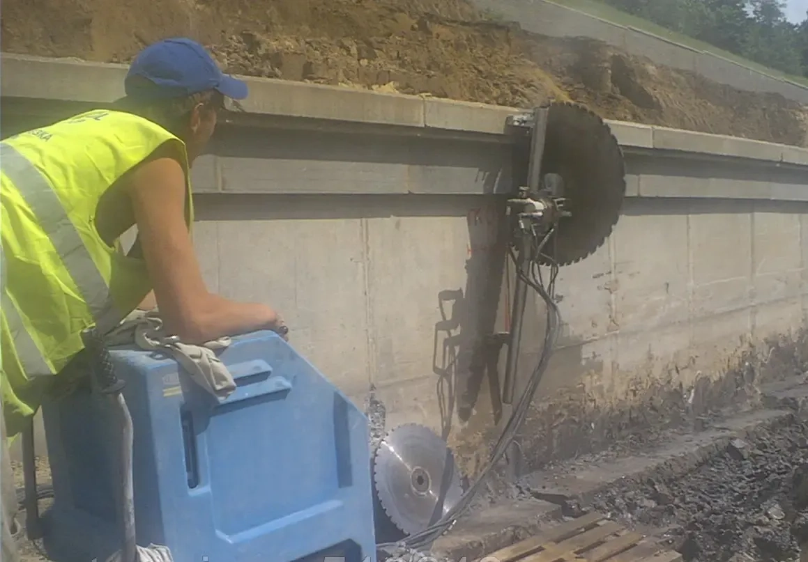 Алмазне різання Київ від 4 800 ₴/кв.м