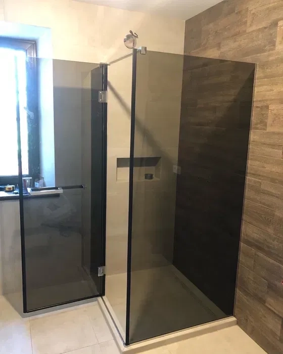 Душові кабіни зі скла-душові перегородки