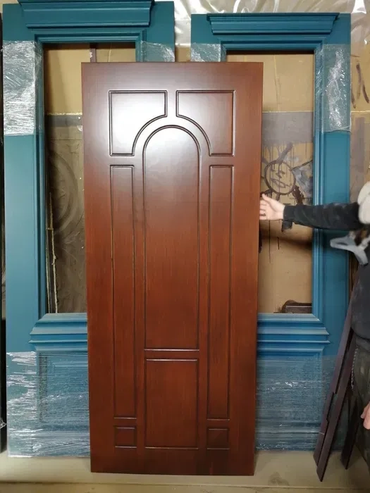 Реставрация бронированных дверей, замена облицовки