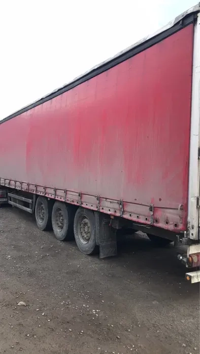 Напівпричіп Schmitz 2007 року