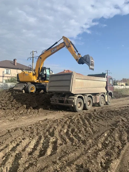 Копка котлованов Демонтаж зданий любой сложности ПДВ. от 150 гривен/куб