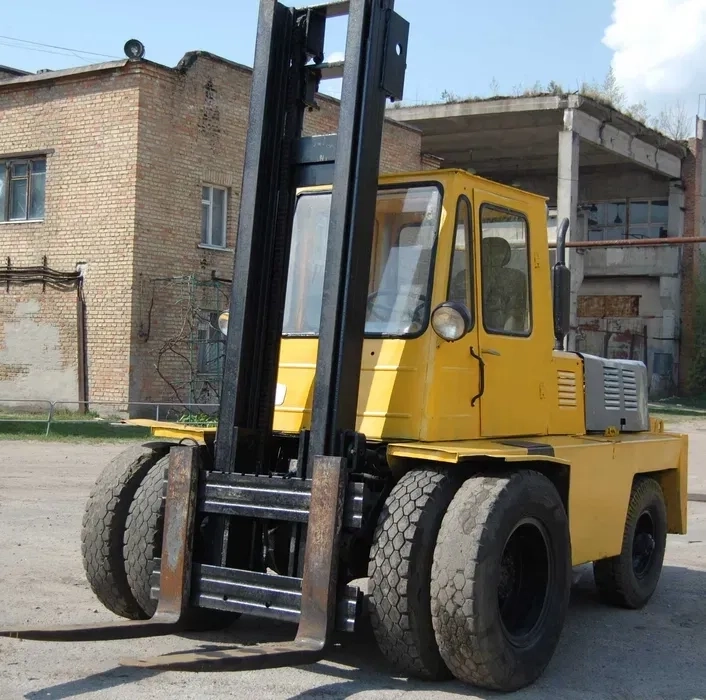 Ремонт Львівських навантажувачів всіх моделей бензинових і дизельних