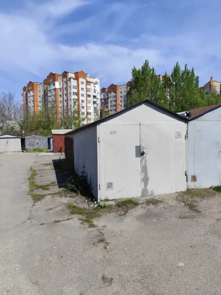 Металевий гараж для авто або складу