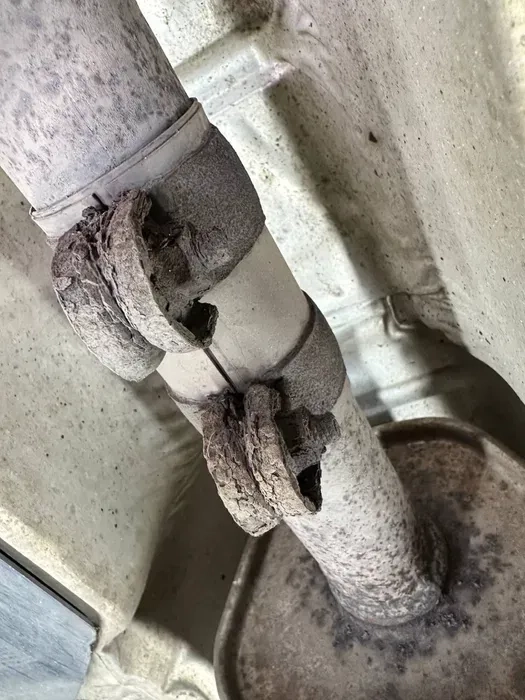 Ремонт глушника вихлопної