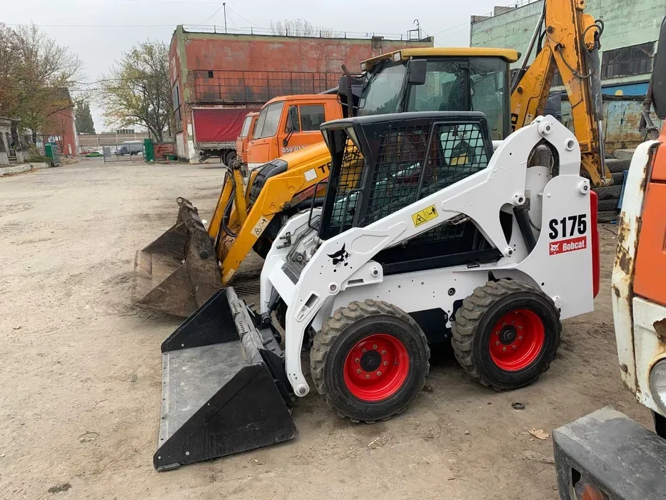 Міні навантажувач