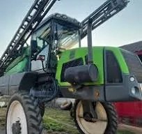Самохідний обприскувач TECNOMA LASER Novator PR 4240 (штанга – 36м.)