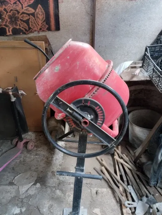 Бетонозмішувач — фундамент без переплат!