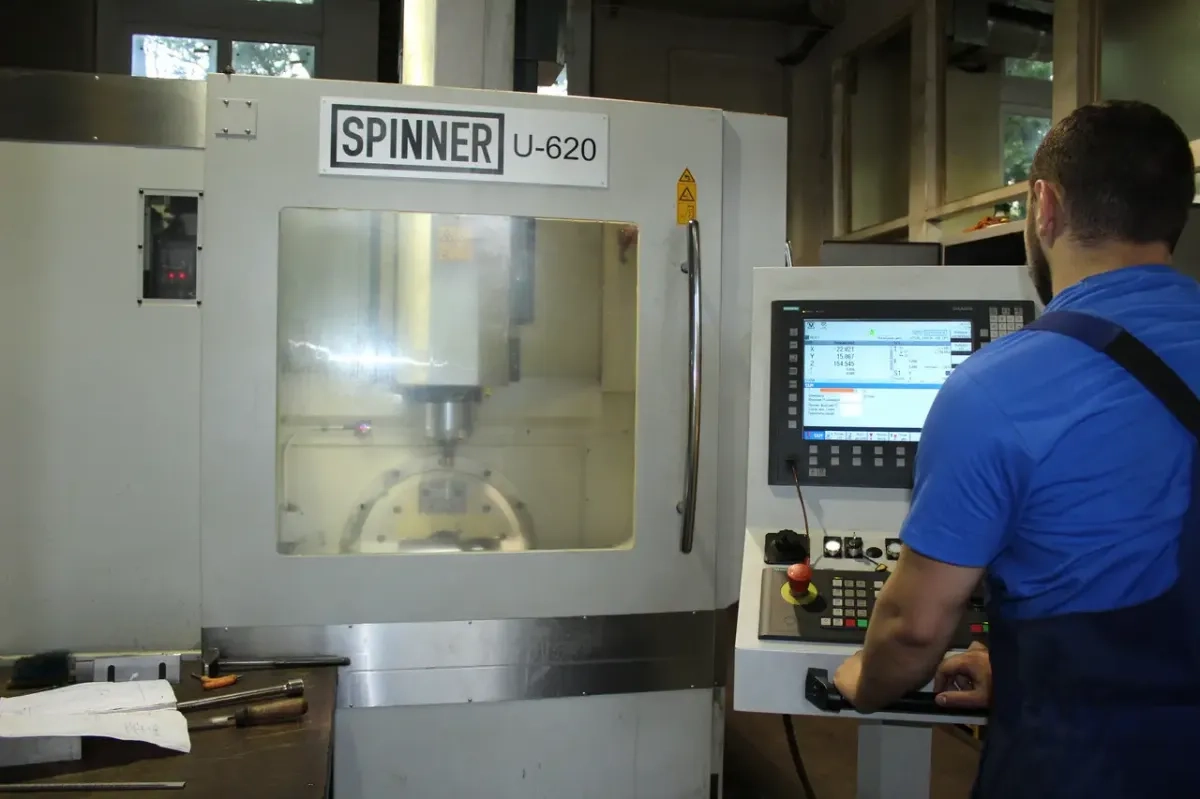 Механічне оброблення металу (ЧПУ на 5-ти координатних верстатах Spinner U5-620, 630)