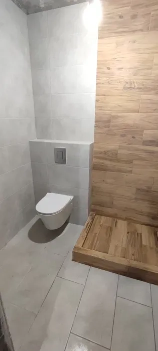 Плиточник — ремонт ванни під ключ якісно та вчасно