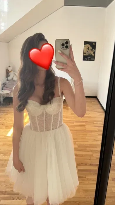 Чарівне плаття, куплене у салоні Троянда